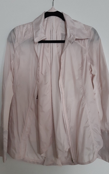Lululemon Pedal Power wind jacket